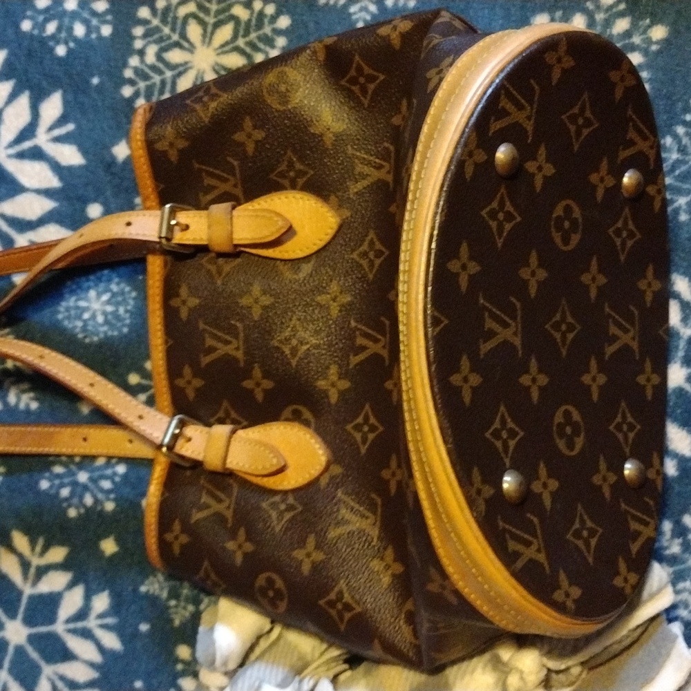 Louis Vuitton Purse